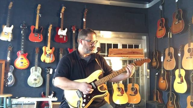 1988 Fender "57 Reissue Stratocaster смотреть онлайн