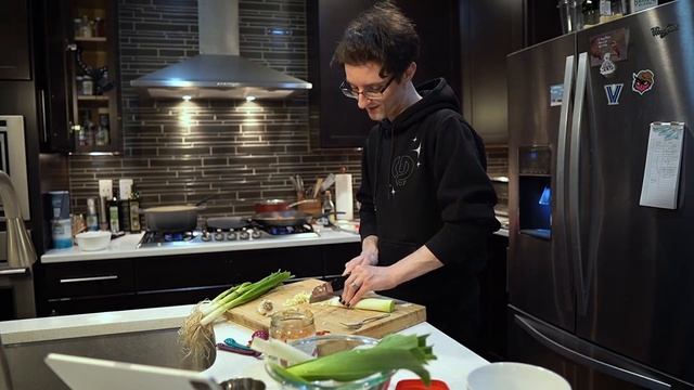 Gamers vs The Destiny Cookbook (bad idea) смотреть онлайн