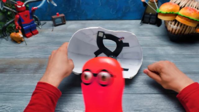 DIY Fantastic Spider-Man Mask With Mechanical Lenses смотреть онлайн