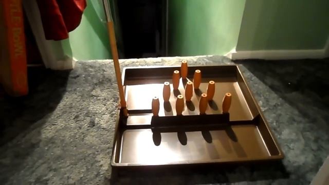 PLAYING RARE VINTAGE ENGLISH PUB WOODEN SKITTLE BOWL смотреть онлайн