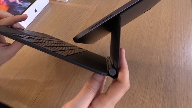 Recensione IPAD PRO 2020 + MAGIC KEYBOARD: non è un PC, ma è comunque meglio смотреть онлайн