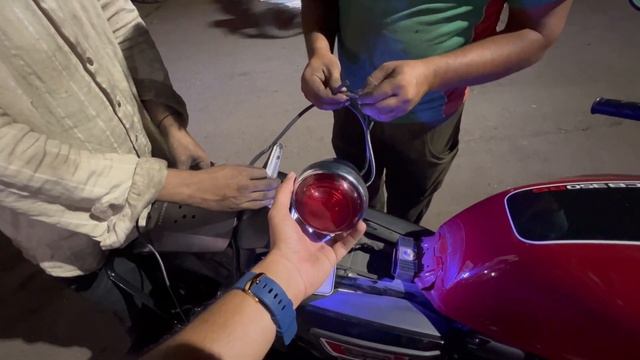 Installing meteor tail light for Honda CB 350 RS | Scrambler look смотреть онлайн
