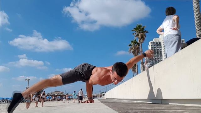 Planche & Handbalance - Niv Bekerman смотреть онлайн