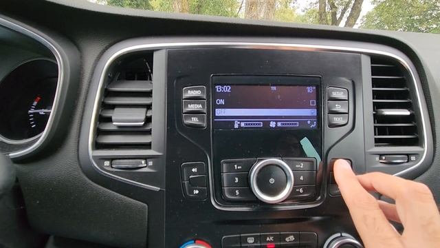 Renault Megane - HOW TO DELETE / UNPAIR / REMOVE BLUETOOTH PHONE (2016 - 2020) смотреть онлайн