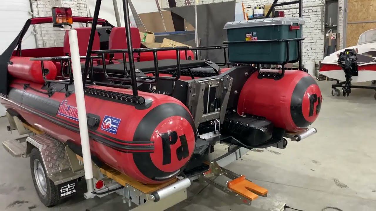 Экспедиционная лодка Академия - что же там внутри? смотреть онлайн