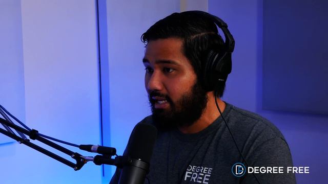 Biggest Job Lies #3: "You'll Hear From Us Either Way" - Ep. 77 | Degree Free with Ryan and Hannah смотреть онлайн