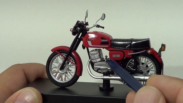 Cezet-350 typ 472.6 SPORT 1:24 Наши мотоциклы MODIMIO смотреть онлайн