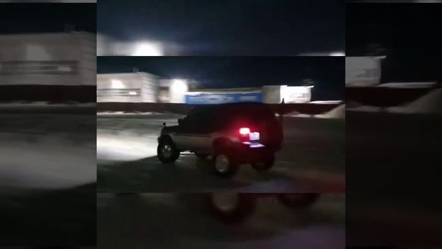 Зимний мини дрифт))) Mitsubishi Pajero iO смотреть онлайн