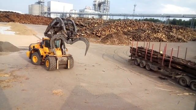 Погрузчик Вольво сделан для людей. смотреть онлайн