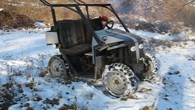 Выезд на небольшой склон по снегу смотреть онлайн