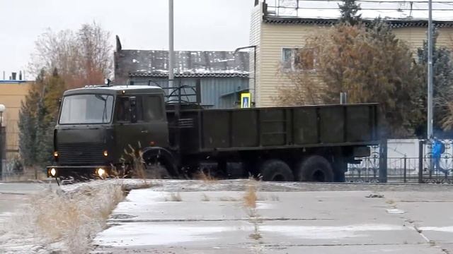 Обменяем: МАЗ-6317 бортовой (6х6), 330л.с. турбо, кузов-6,3м. ОТС! смотреть онлайн