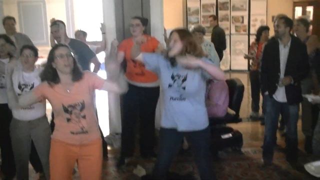 LarryNation Flash Mob смотреть онлайн