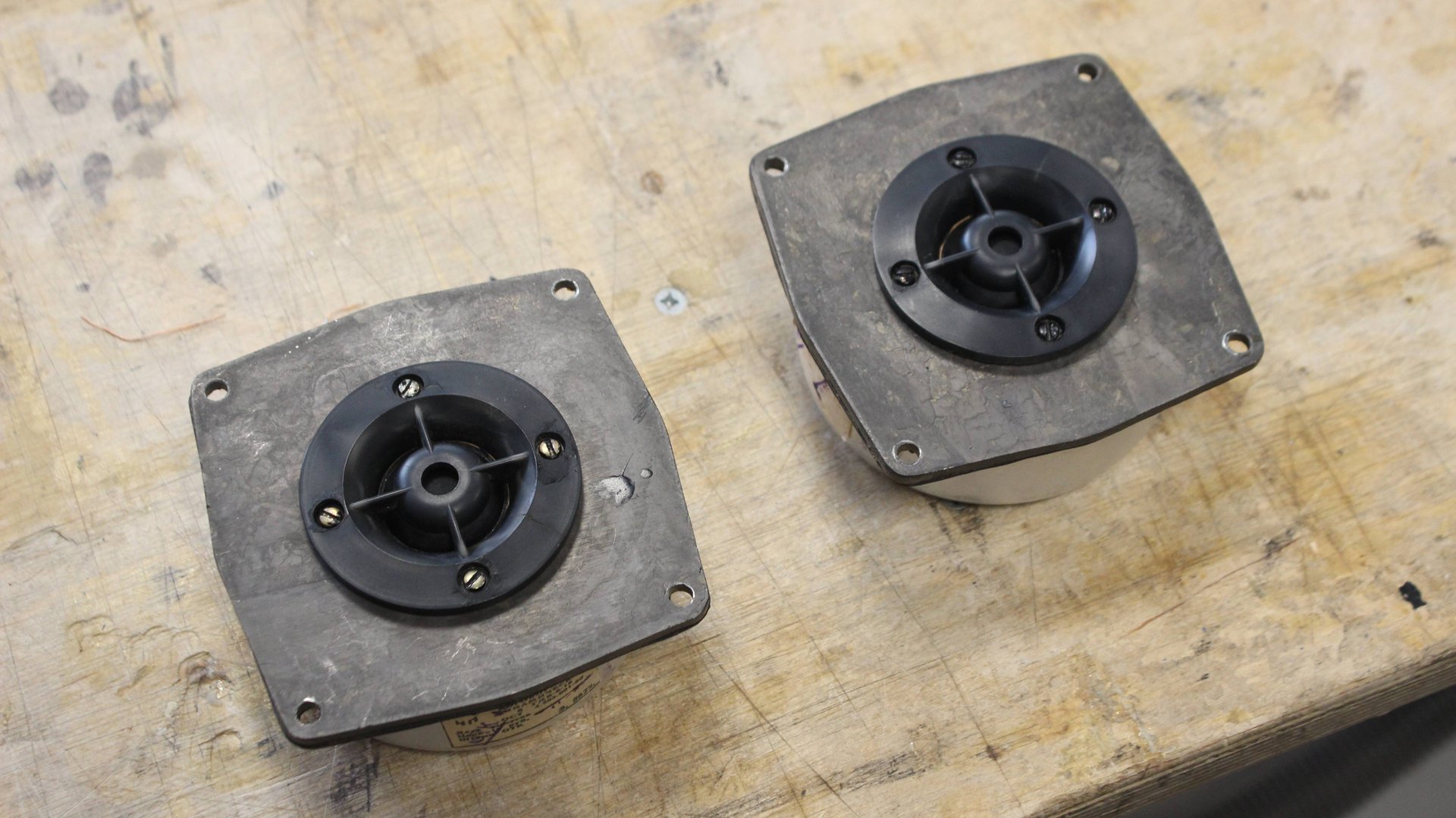 Работа с маслом и проблемы с ВЧ динамиками. Амфитон 35АС-018