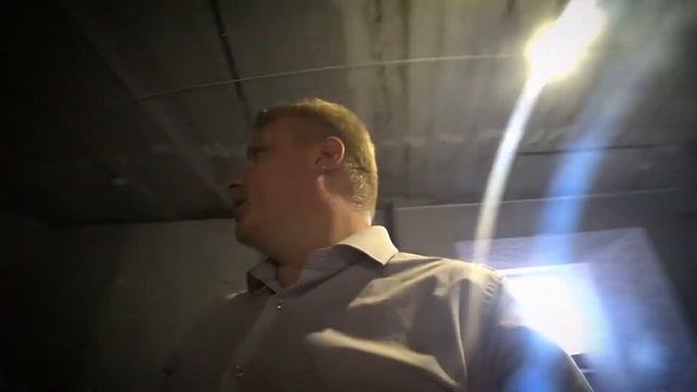 Обзор сделанной квартиры брата часть 1. Балкон и кухня! Почему мы не используем и интернет розетки? смотреть онлайн