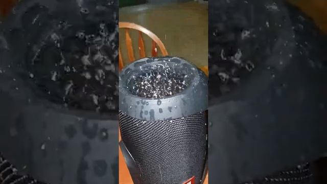 JBL Boomsbox Mini (Water Test) смотреть онлайн