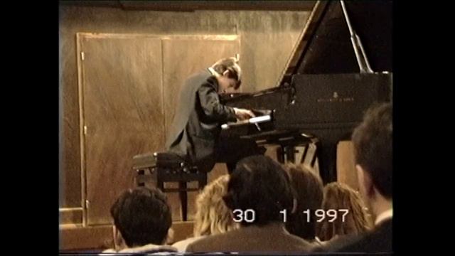 Alexander Kobrin: Scriabin - Piano Sonata No.1 in F minor, Op.6 (movement 1) смотреть онлайн