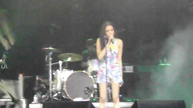 Dionne Bromfield - Summer Soul Festival 2012 - Fuck You смотреть онлайн