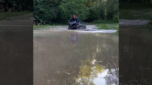 Покатушки на реке. Квадроцикл. Cf moto смотреть онлайн
