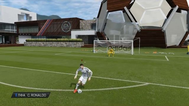 FIFA 15 как делать финты [Финты FIFA 15] вращение FIFA 15 смотреть онлайн