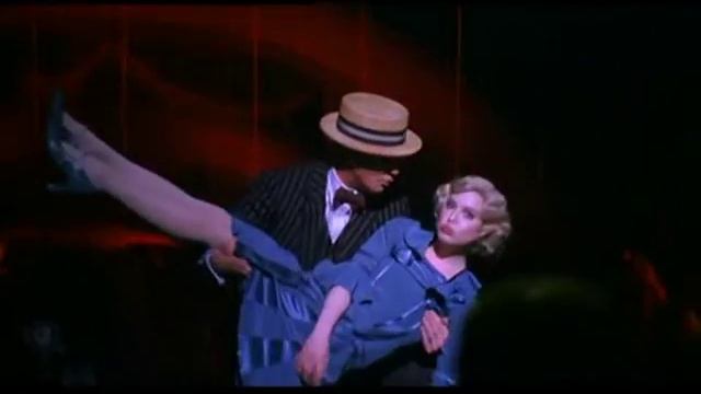 "Chicago" - We both reacher for the gun смотреть онлайн