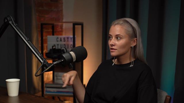 Лиза Гончарова и ее безумные приключения смотреть онлайн