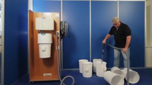 Эффективная работа встроенного пылесоса Puzer Eeva.mp4