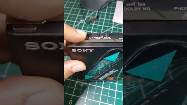 Sony Walkman WM-102 Cassette Player with auto-reverse and Dolby NR смотреть онлайн