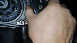 Mitsubishi space Wagon 2л 4g63 замена ремня Г. Р. М  замена сальников.