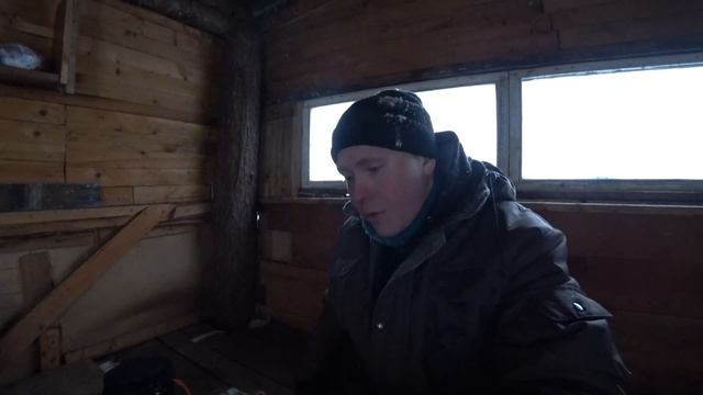 Щука на флажки зимой, в СМЕРТЕЛЬНЫЙ МОРОЗ #рыбалка #щуканаживца смотреть онлайн