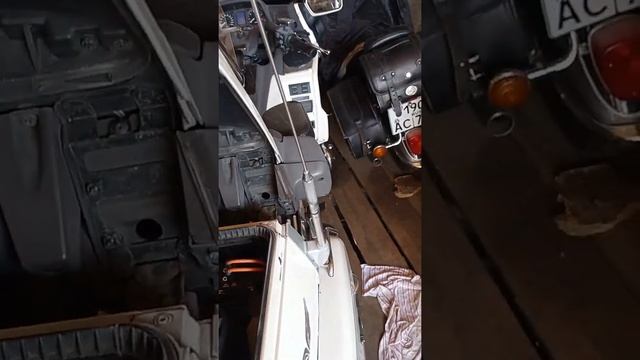 Хонда ГолдВинг 1500 (Голда-Белая) Honda GL1500 Музыка по бюджетному своими руками. смотреть онлайн