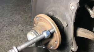 Быстрый ремонт ступицы ВАЗ 2105 сорвал резьбу колеса