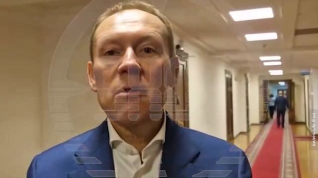 если вы не заходите на гос услуги или вы в тайге где нет интернета это ваши проблемы, повестка. смотреть онлайн