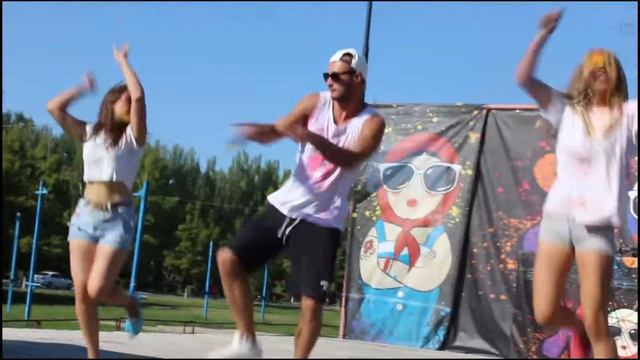 Фестиваль красок и цветного дыма в Балаково смотреть онлайн