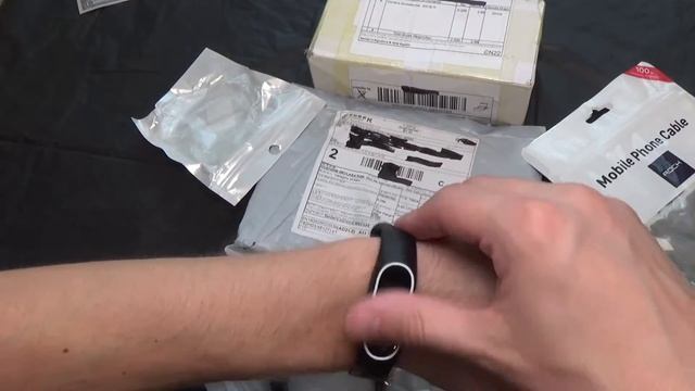 Распаковка, xiaomi браслет, аккумуляторы и ? смотреть онлайн