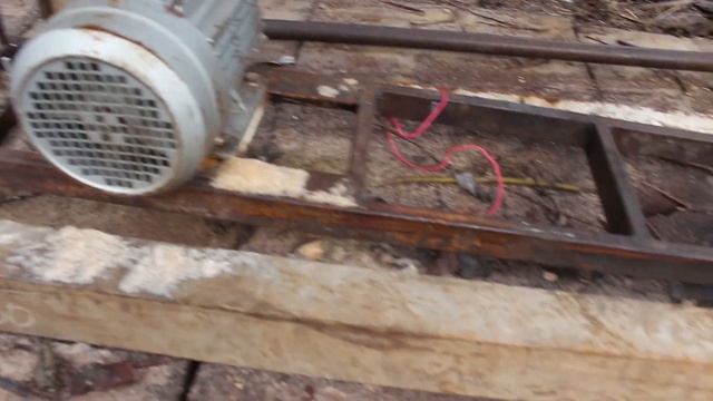 Циркулярка своими руками минус палец. Распиловочный станок. смотреть онлайн