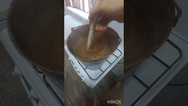эко краска, дома на плите)