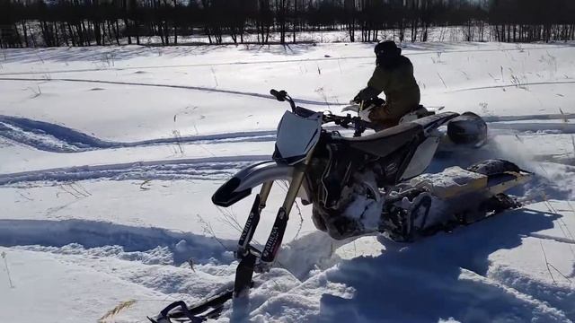 SNOWMOTO Прыжки snowbike yamaha смотреть онлайн