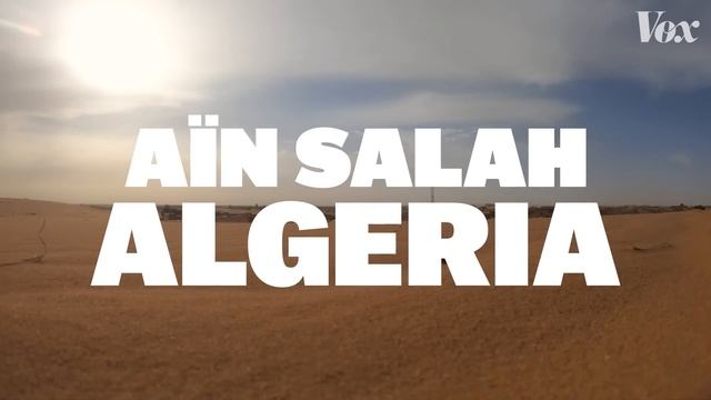 Who made these circles in the Sahara? смотреть онлайн