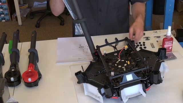 DJI Matrice 600 Assembly - Part I смотреть онлайн