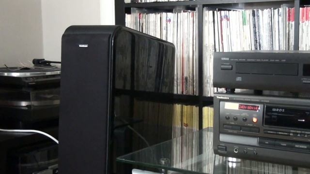 YAMAHA CDX-530 & TECHNICS SA-EX510 смотреть онлайн