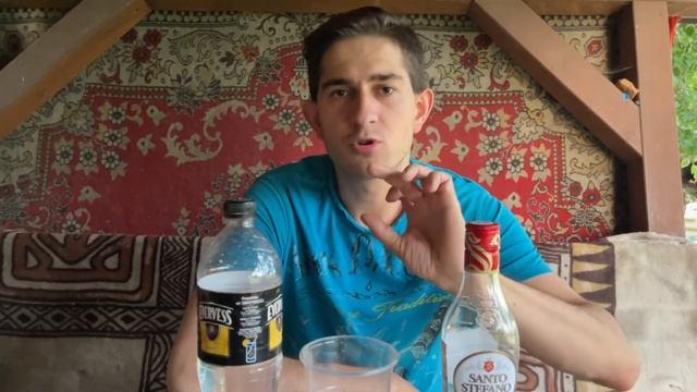 Поясни За Бухло: Santo Stefano Bianco смотреть онлайн