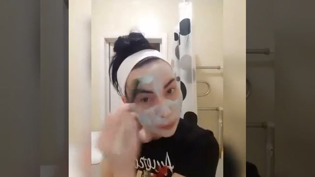 Очищающая, глиняная маска для лица смотреть онлайн