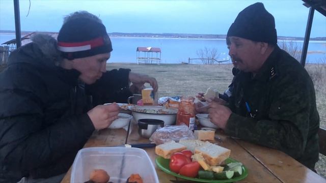 Дневная подводная охота на судака. Озеро Аслыкуль в Башкирии. Подводная рыбалка на судака. смотреть онлайн