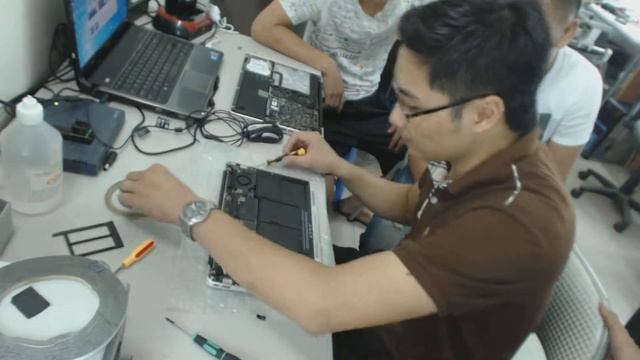 Macbook Air A1369 không lên gì смотреть онлайн