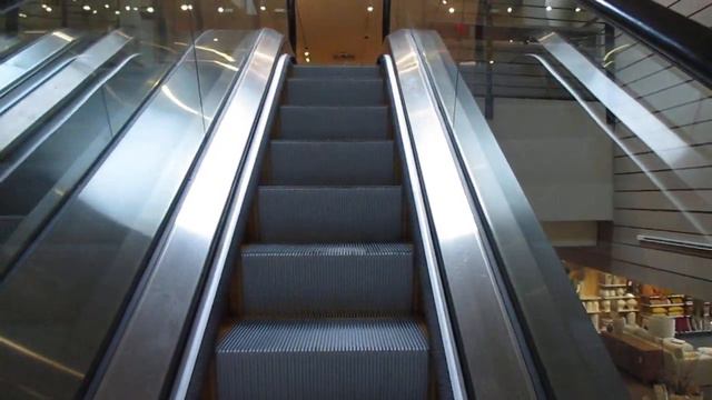KONE ECO3000 Single-File Escalators @ Crate & Barrel - Legacy Village - Lyndhurst, OH смотреть онлайн