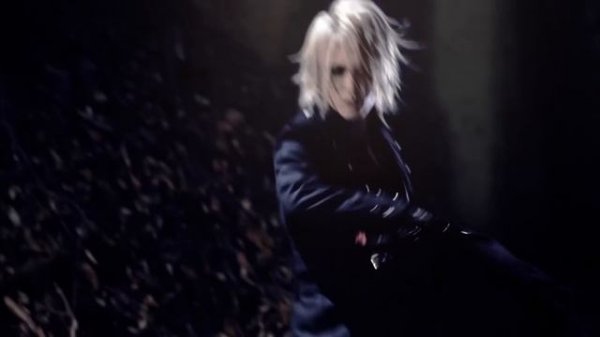 Versailles / Phillia [Official Music Video]