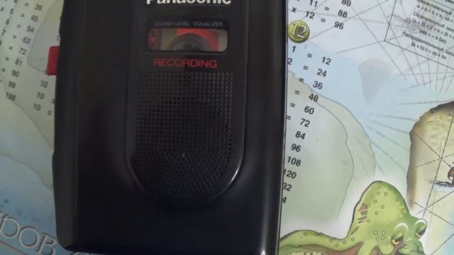 Panasonic RQ-A170 и интервью у продавца бананов зимой смотреть онлайн