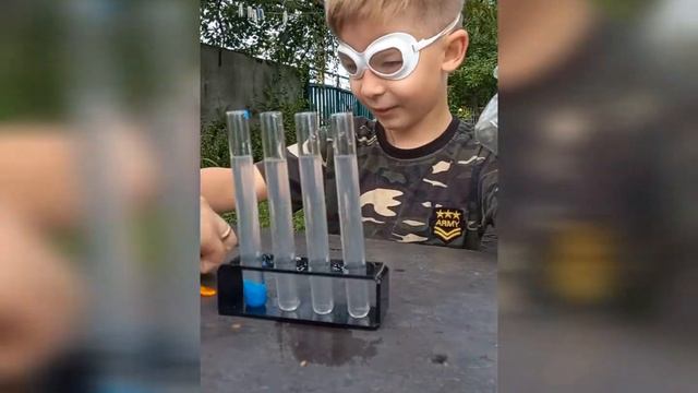 Привіт всім 👋 хімічний експеримент "Силікатні корали" смотреть онлайн