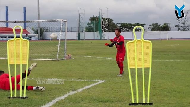 AKSI LUIZINHO PASSOS DAN BENI OKTO DI LATIHAN PERDANA BERSAMA PERSIB смотреть онлайн
