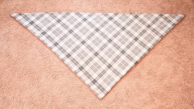 How to Make a Winter Cape Easy! | Sewing Projects for Beginners | DIY Poncho from Scratch смотреть онлайн